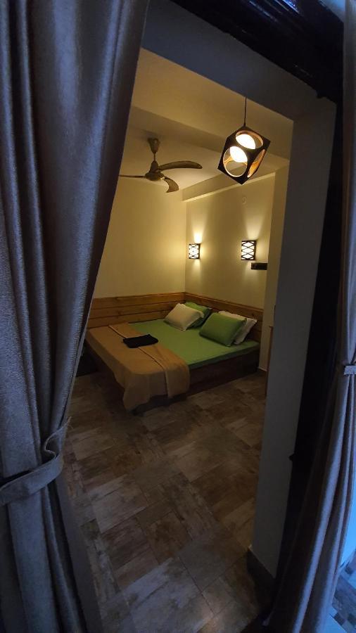 Bed and Breakfast Little Island Mahabalipuram Exterior foto